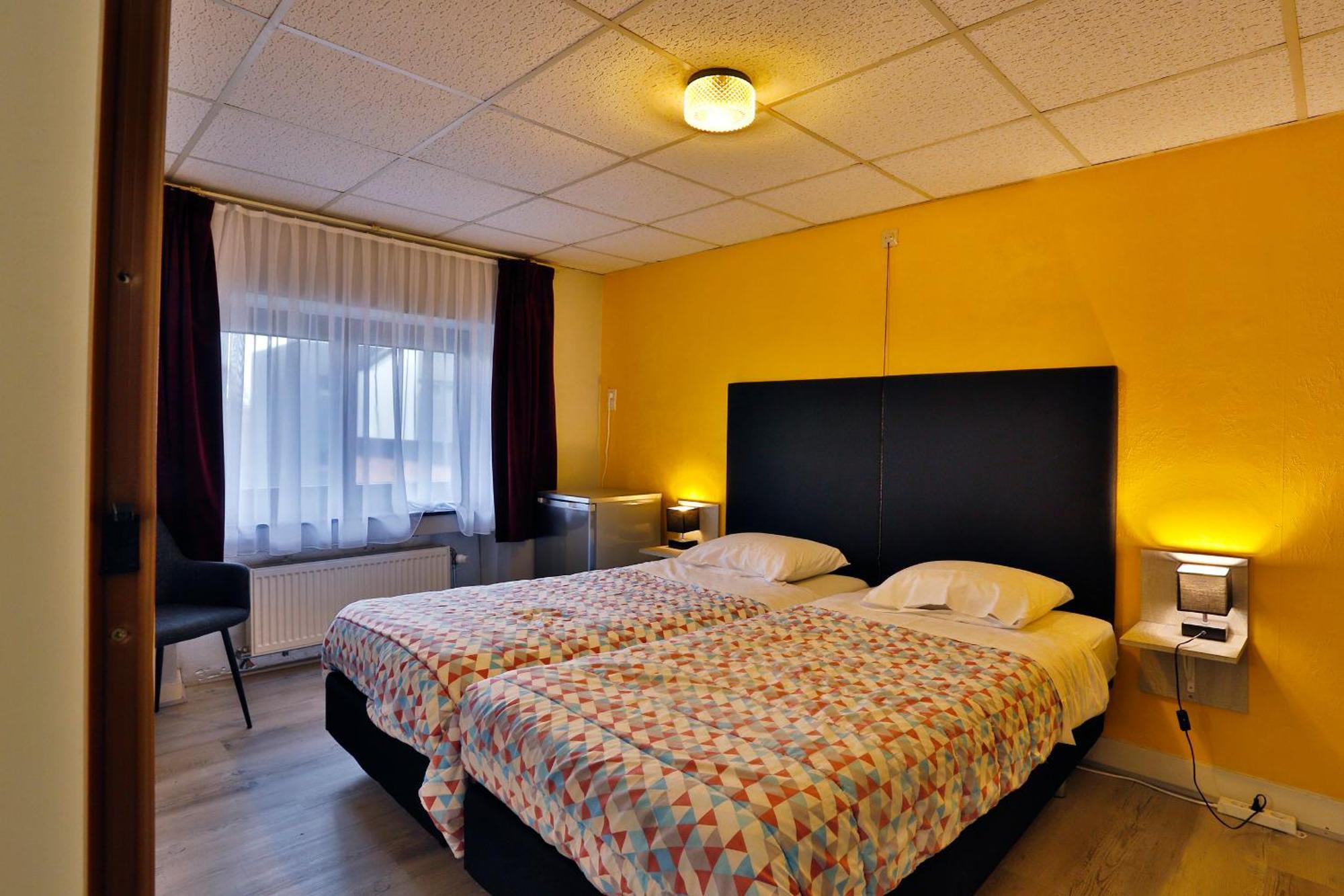Chez Phil Hotel Robertville Kültér fotó